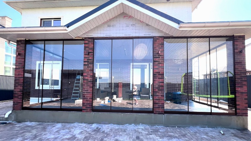 Система безрамного остекления Llymar сертифицирована и внесена в реестр СТО